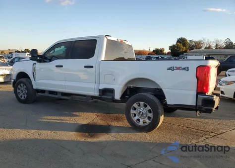 2024 Ford F250 Super Duty z USA, uszkodzony, nr VIN 1FT7W2BA8REE06252